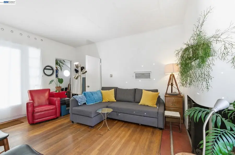 1682 Oxford St, Berkeley, CA 94709 - #3