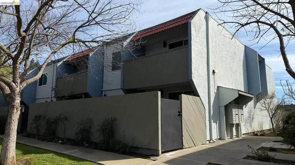 1800 Laguna St #APT 5, Concord, CA 94520 - #1