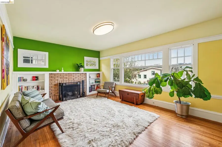 1066 Bayview Ave, Oakland, CA 94610 - #3