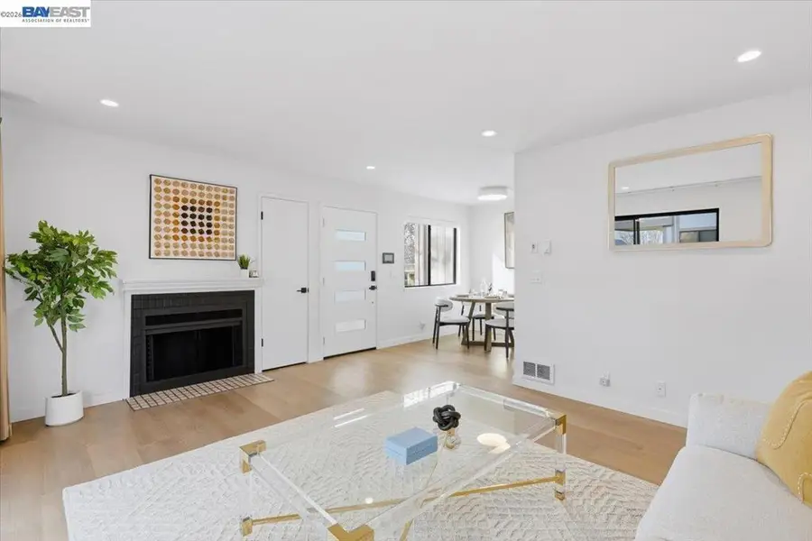 25055 25055 Copa Del Oro Dr #102, Hayward, CA 94545 - #3