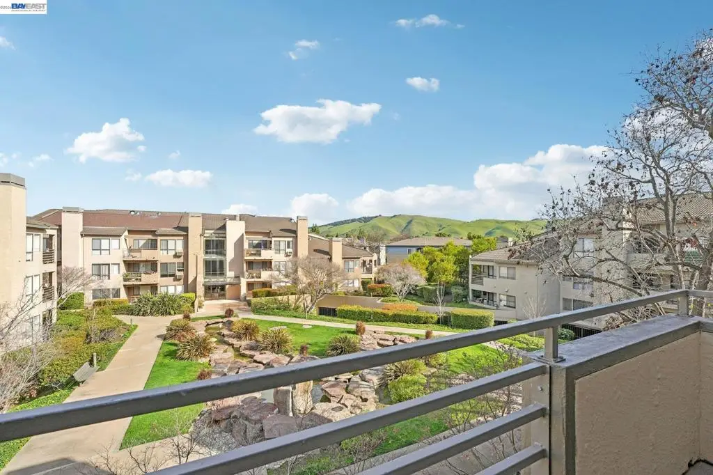 39206 39206 Guardino Dr #310, Fremont, CA 94538 - #1