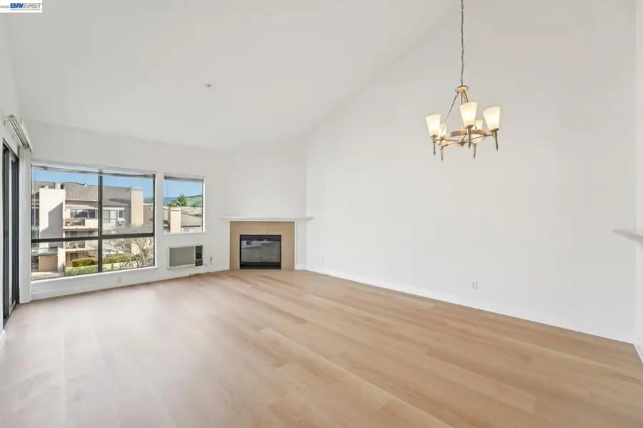 39206 39206 Guardino Dr #310, Fremont, CA 94538 - #3