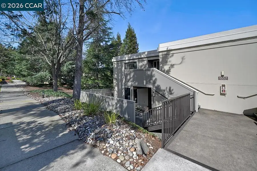 1557 1557 Rockledge Ln #2, Walnut Creek, CA 94595 - #3