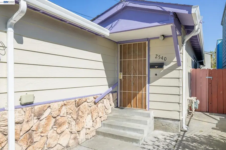 2540 E 16th St, Oakland, CA 94601 - #3