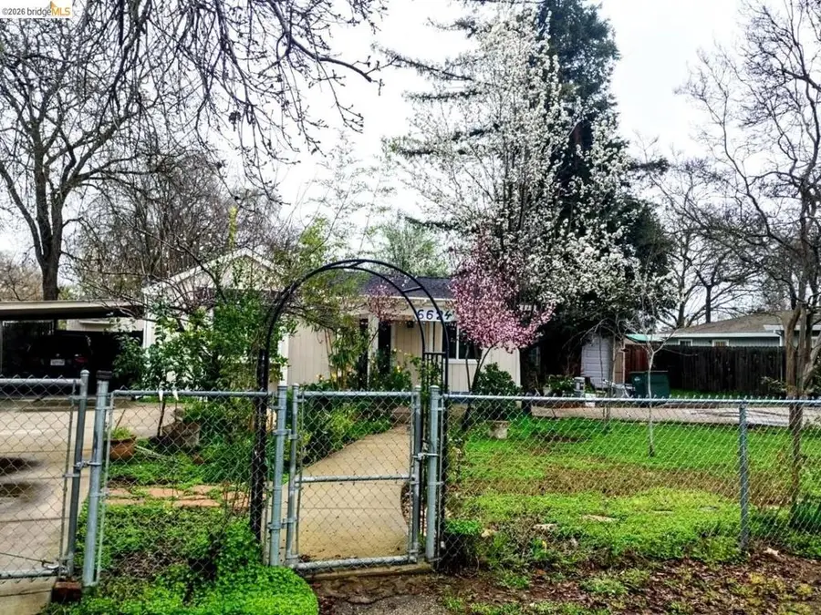 6624 6624 5th St, Rio Linda, CA 95673 - #2