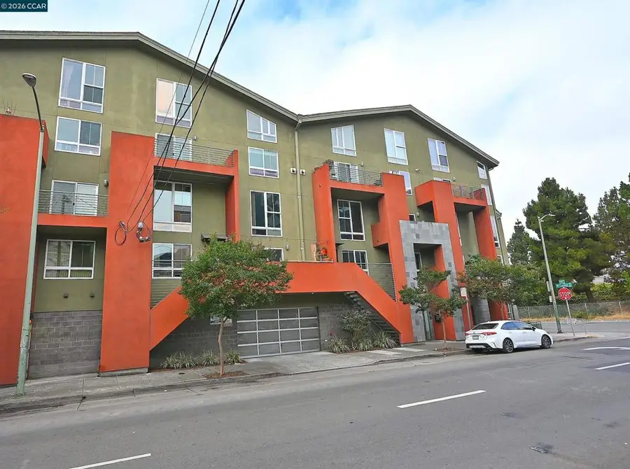 675 8th Street #15, Oakland, CA 94607 - #3