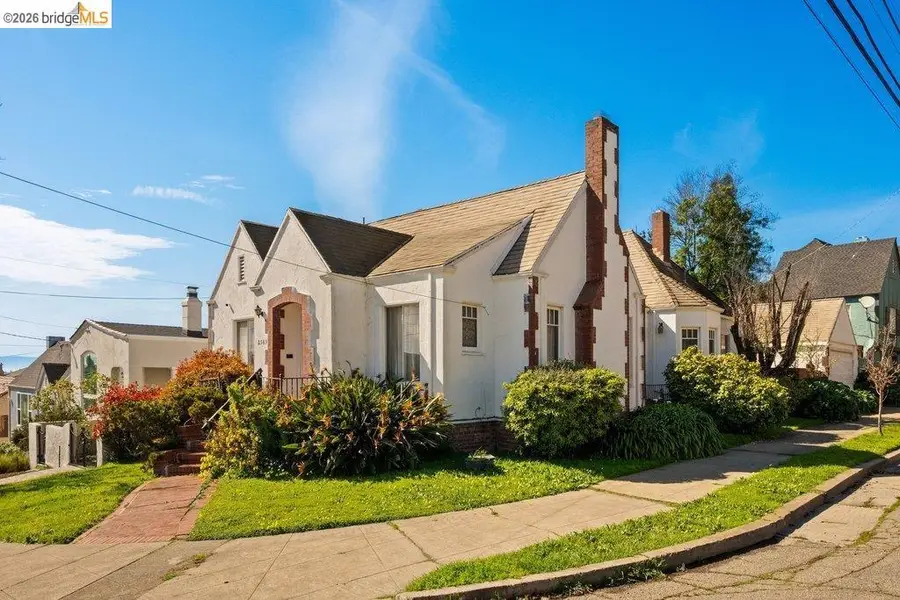 2569 2569 Maxwell Ave, Oakland, CA 94601 - #3
