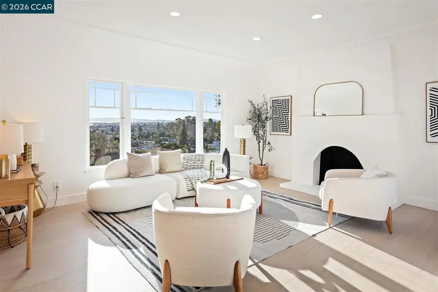 6055 6055 Majestic Ave, Oakland, CA 94605 - #3