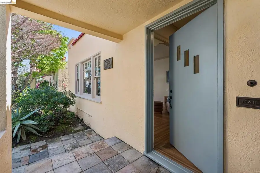 2833 2833 Morgan Avenue, Oakland, CA 94602 - #2