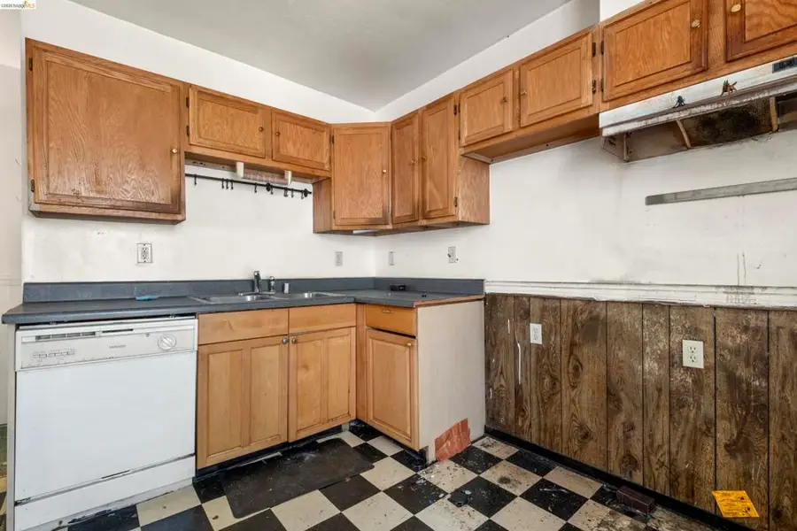 464 464 42nd St, Oakland, CA 94609 - #3