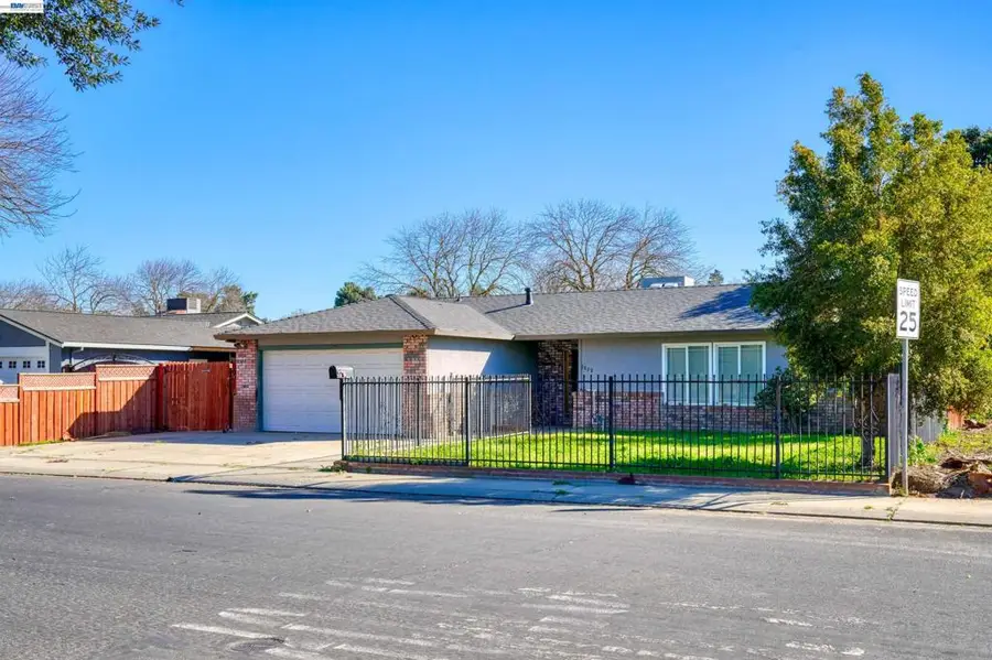 2800 Bateman Ln, Modesto, CA 95354 - #2