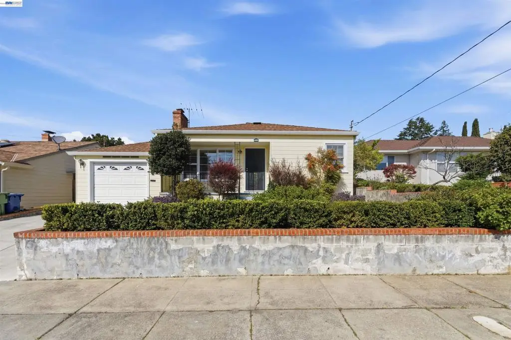4164 Seven Hills Rd, Castro Valley, CA 94546 - #1