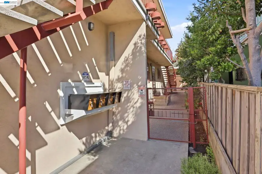 2550 Damuth St, Oakland, CA 94602 - #3