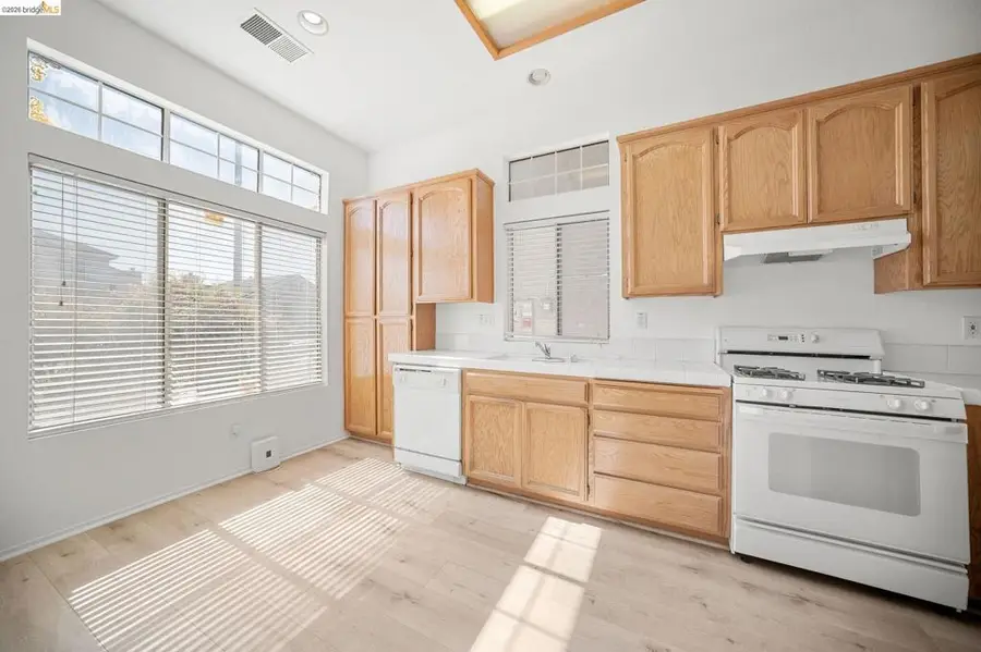 1759 Laurelgrove Ln, Tracy, CA 95376 - #3