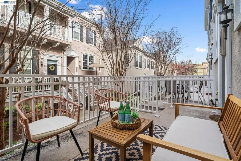 3703 Whitworth Dr, Dublin, CA 94568 - #1