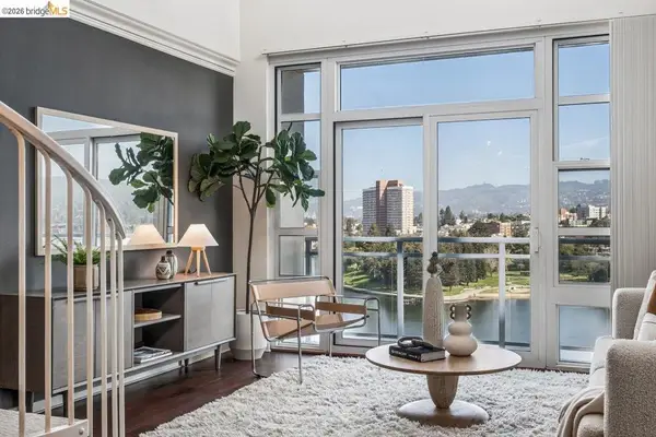 1 Lakeside Dr #911, Oakland, CA 94612