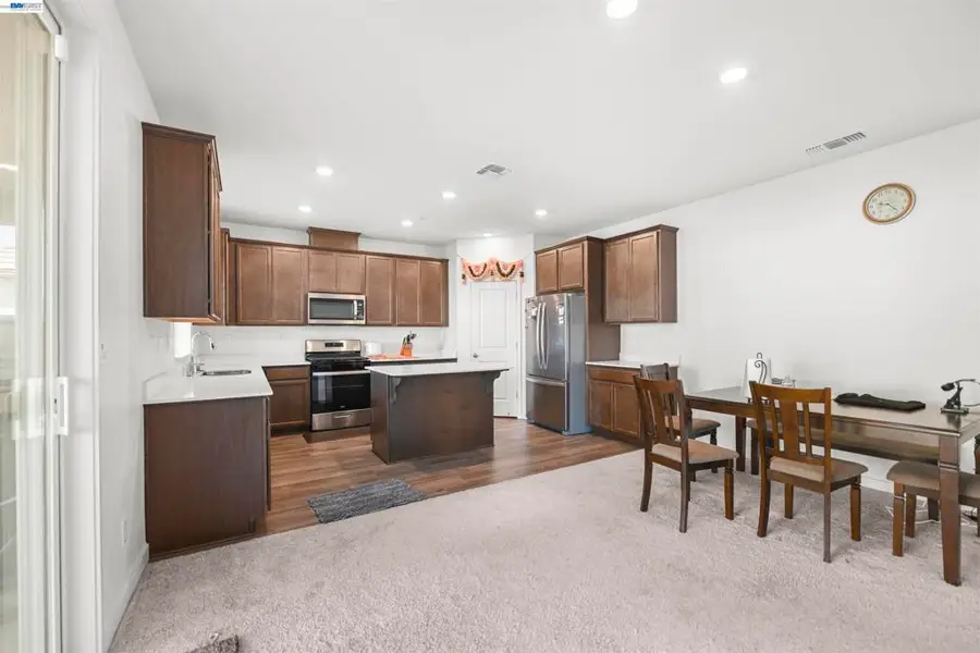 9620 Mason Trails Rd, Roseville, CA 95747 - #2