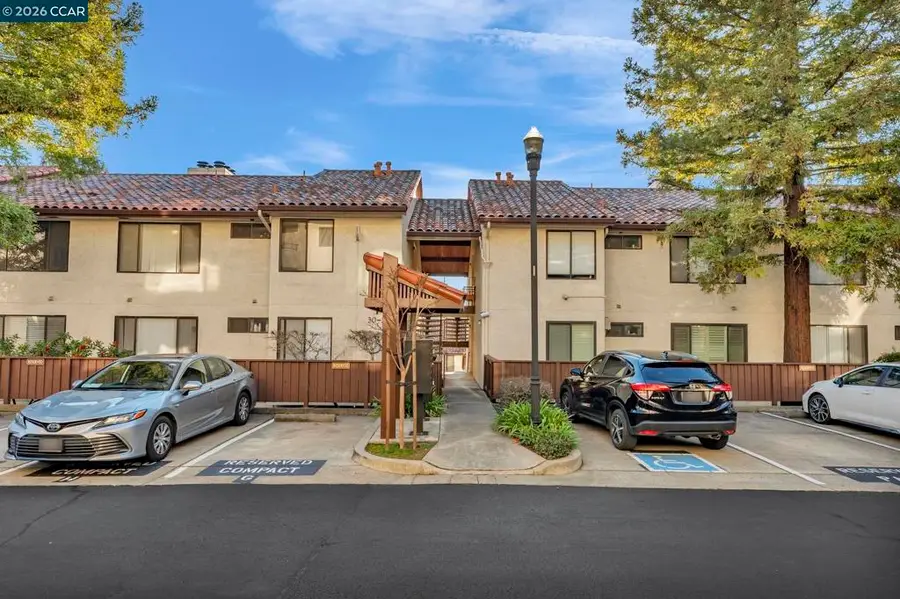 22135 Sevilla Rd #32, Hayward, CA 94541 - #2