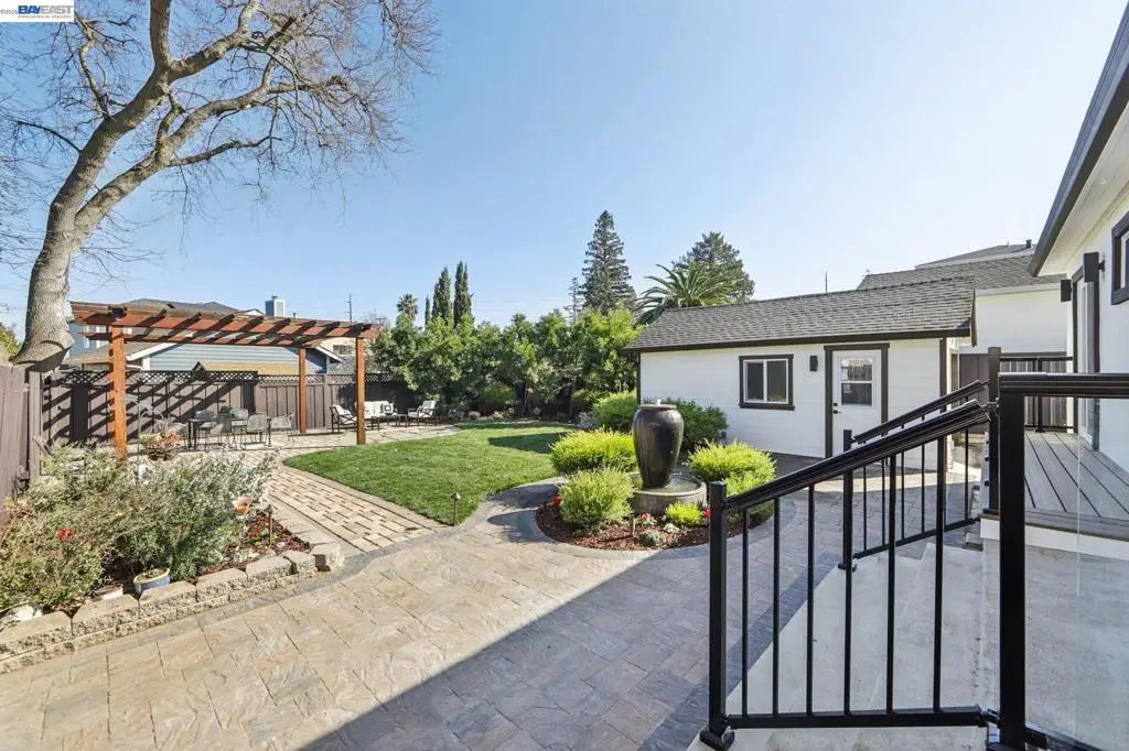 725 Alameda De Las Pulgas, Redwood City, CA 94061 - #1