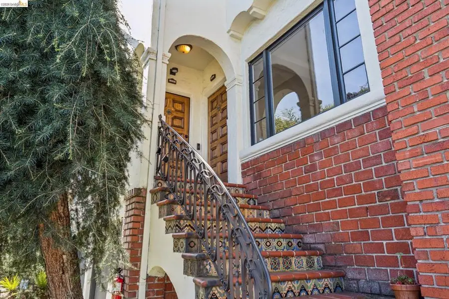 47 Excelsior Ct #43, Oakland, CA 94610 - #2