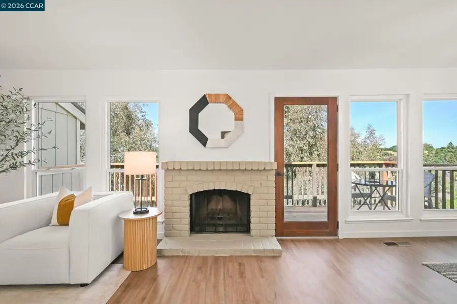 523 Thistle Cir, Martinez, CA 94553 - #3