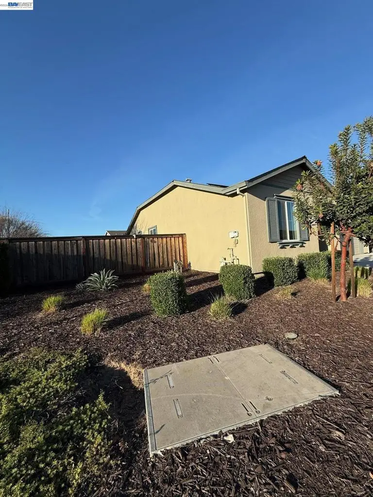 619 Heathridge Street, Manteca, CA 95336 - #2