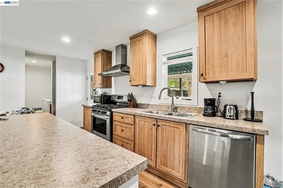 16711 Marsh Creek Rd, Clayton, CA 94517 - #3