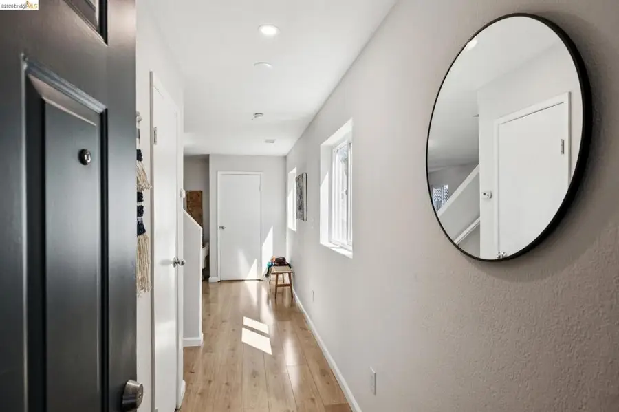 1738 10th St, Oakland, CA 94607 - #3