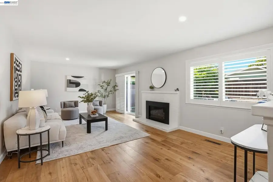 2394 Saint George Dr, Concord, CA 94520 - #2