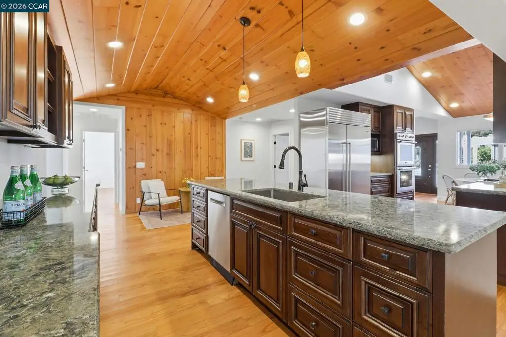 1124 Sanders Dr, Moraga, CA 94556 - #1
