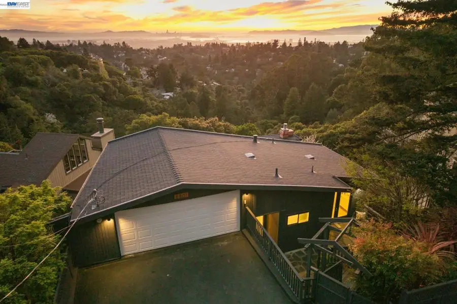 6801 Armour Drive, Oakland, CA 94611 - #2