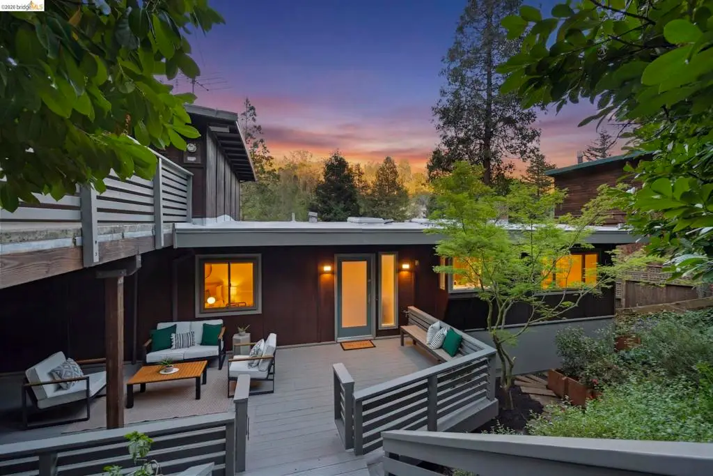 6476 Valley View Rd., Oakland, CA 94611 - #1