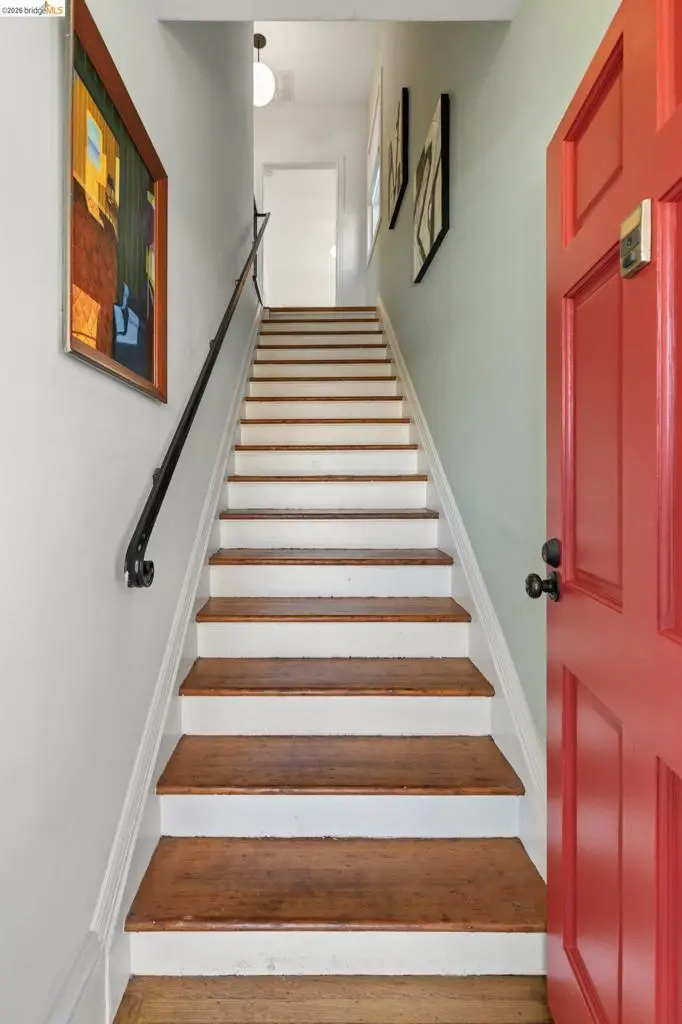 477 49th St, Oakland, CA 94609 - #2