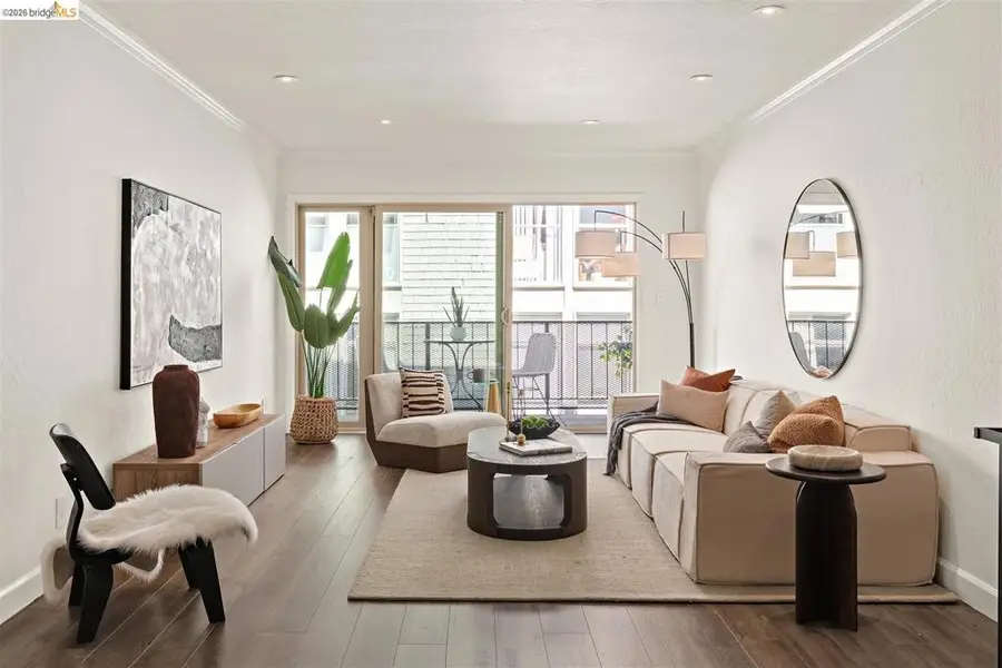 567 Oakland Ave #206, Oakland, CA 94611 - #3