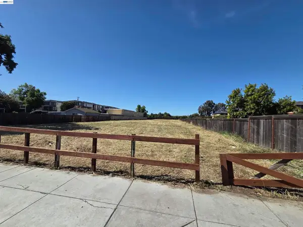 29495 Dixon Street, Hayward, CA 94544