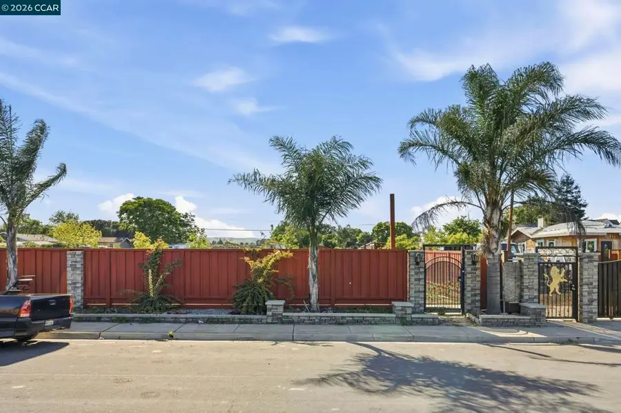 205 Solano Ave, Bay Point, CA 94565 - #2