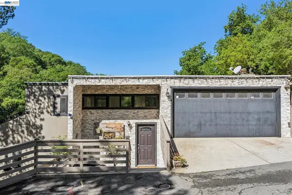 44 Hagen Oaks Ct, Alamo, CA 94507