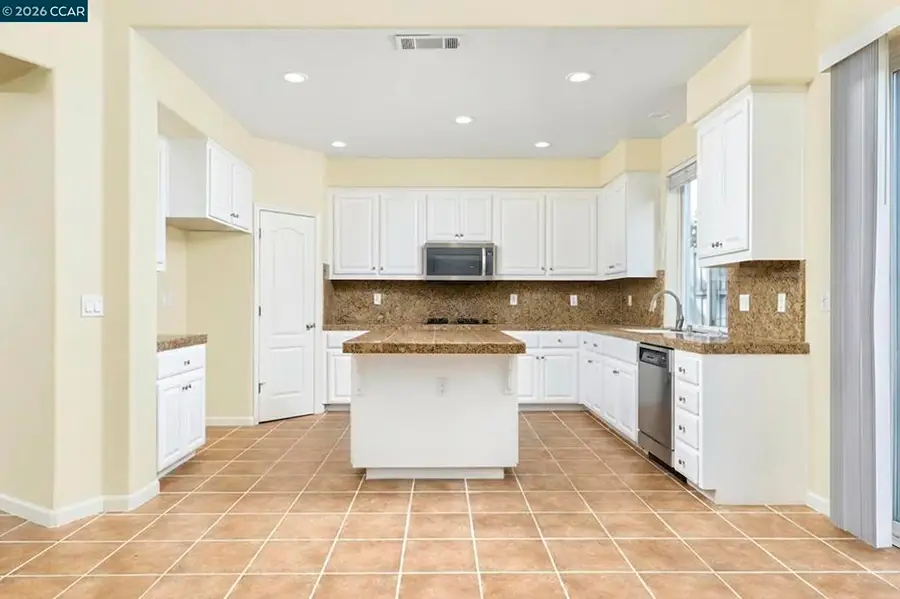 2919 Carlingford Ln, Vallejo, CA 94591 - #3