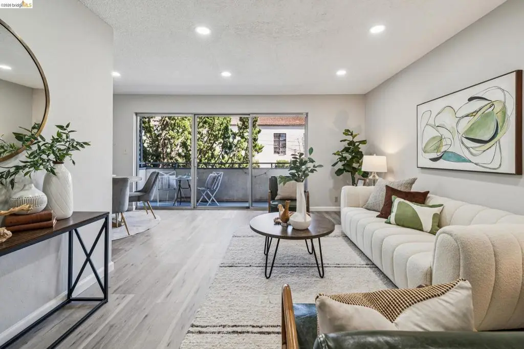 2614 Warring St #6, Berkeley, CA 94704 - #1