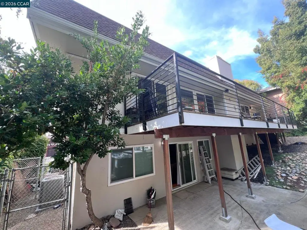 7672 Surrey Ln, Oakland, CA 94605 - #1