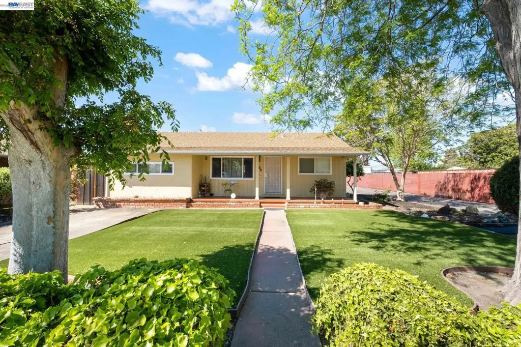 2069 W Avenue 133rd, San Leandro, CA 94577 - #1