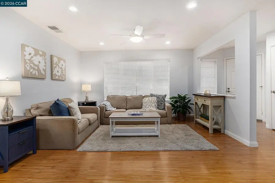 745 Bayshore St, Martinez, CA 94553 - #3