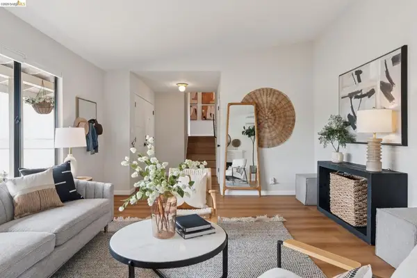 5200 Pinecrest Drive, Oakland, CA 94605