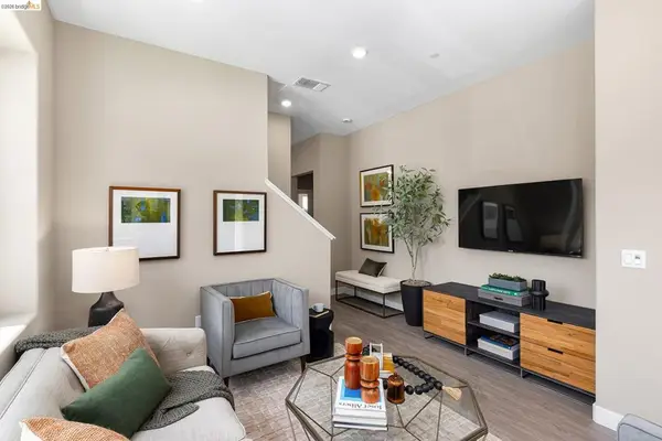 28924 Parkridge Loop #103, Hayward, CA 94544