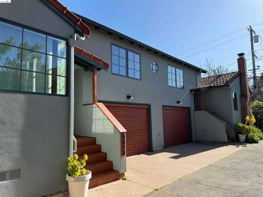 5325 Miles Ave, Oakland, CA 94618 - #2