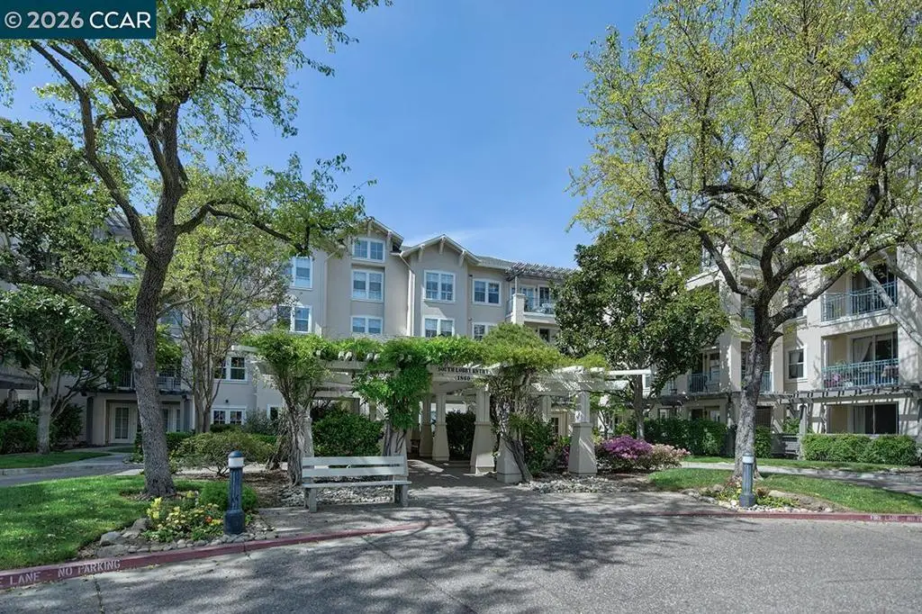 1860 Tice Creek Dr #1219, Walnut Creek, CA 94595 - #1