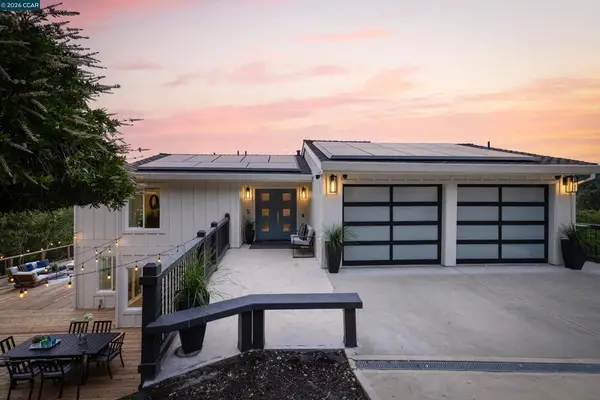 5 Wanda Ln, Orinda, CA 94563