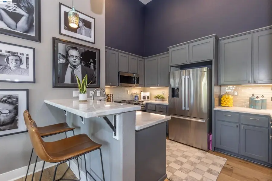 228 1st St, Benicia, CA 94510 - #3