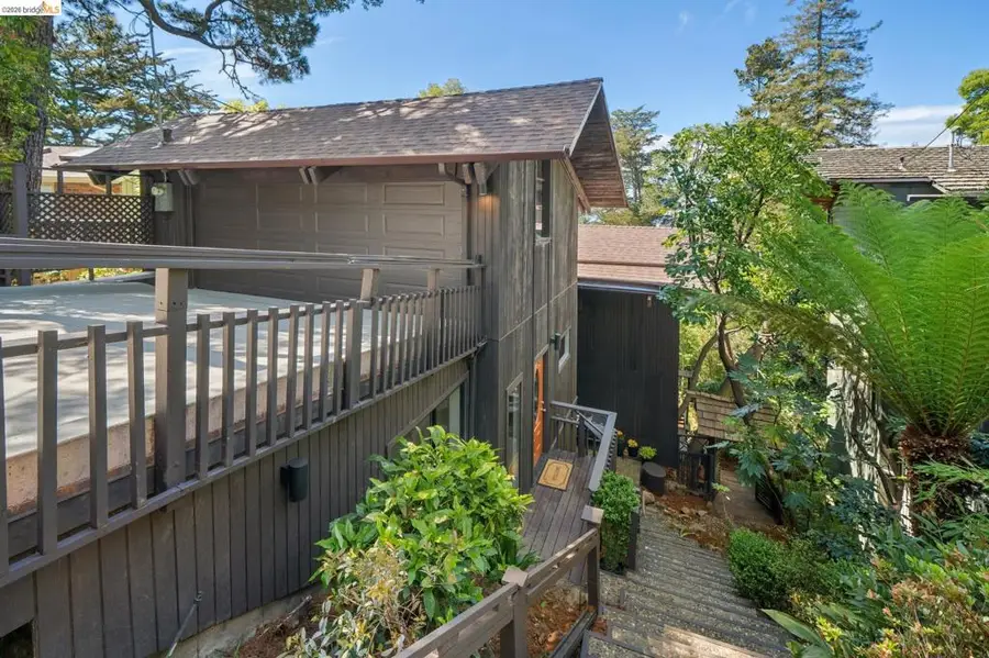 2835 Morley Dr., Oakland, CA 94611 - #2