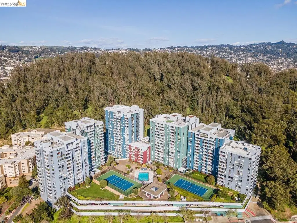 555 Pierce St #1320, Albany, CA 94706 - #1